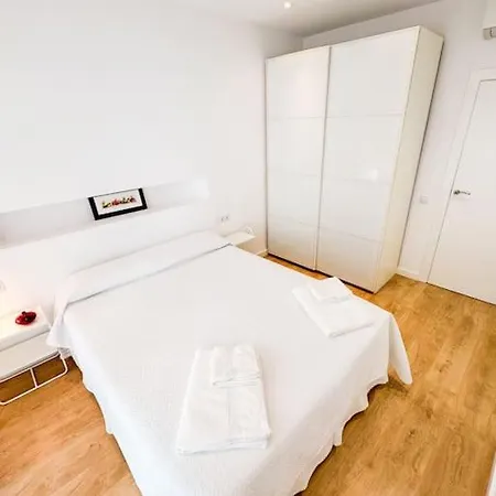 Anna & Thomas - Center *