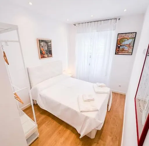 Anna & Thomas - Center Apartman